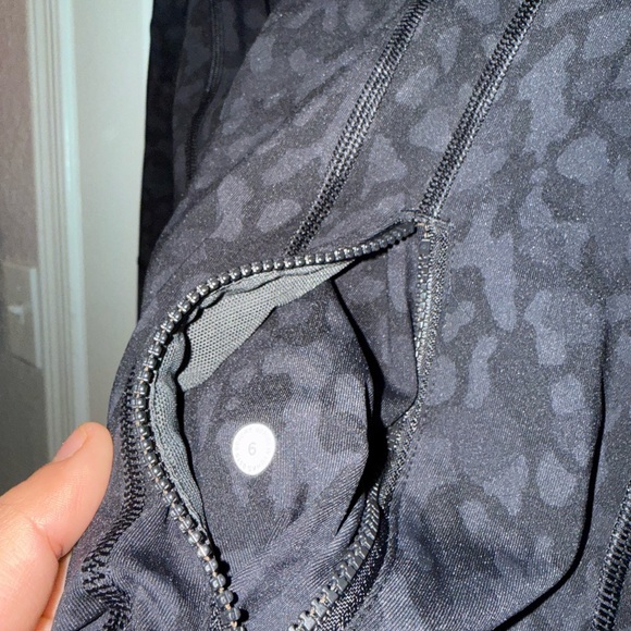 Lululemon Define Jacket Luxtreme in Formation Camo Deep Coal Size 6 Never Worn - Picture 10 of 13